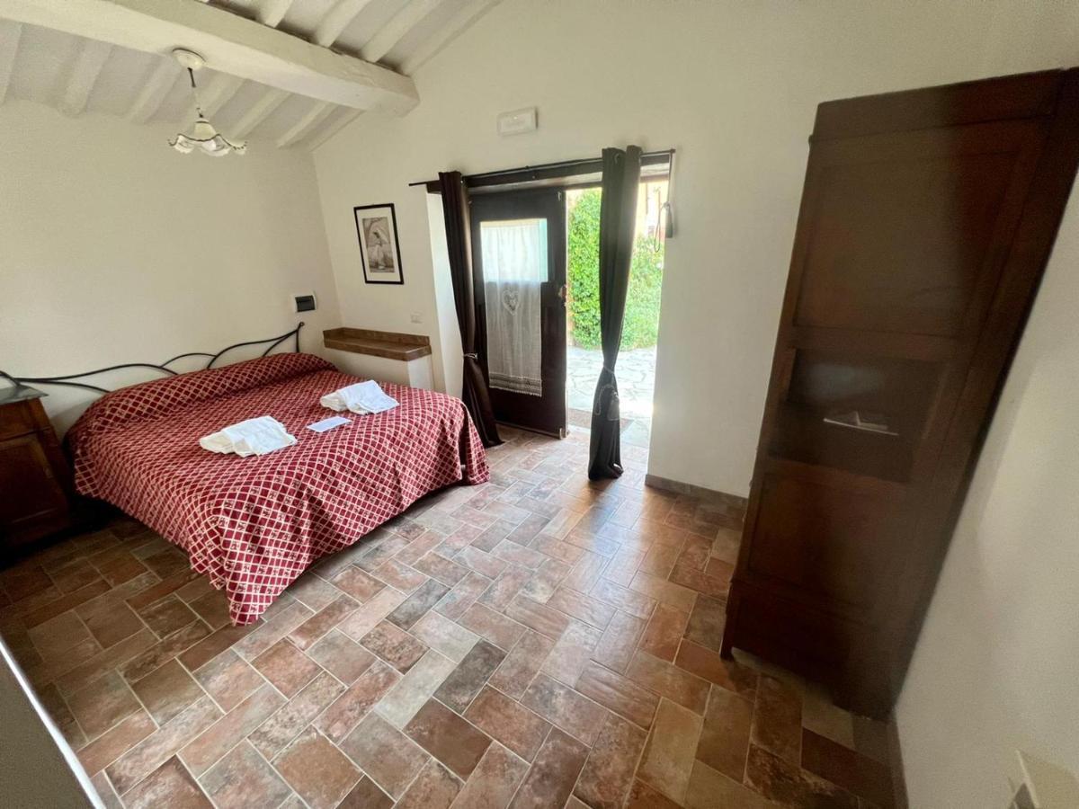 Agriturismo Diffuso Monte Oliveto Maggiore Chiusure ภายนอก รูปภาพ