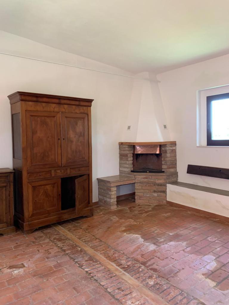 Agriturismo Diffuso Monte Oliveto Maggiore Chiusure ภายนอก รูปภาพ