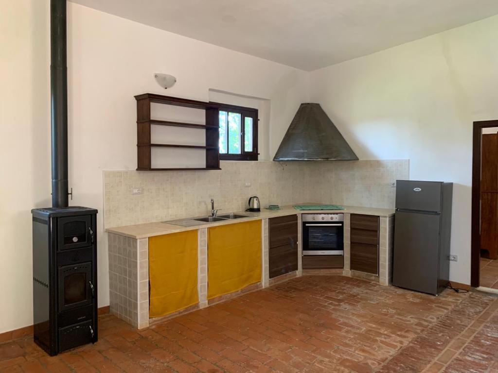 Agriturismo Diffuso Monte Oliveto Maggiore Chiusure ภายนอก รูปภาพ