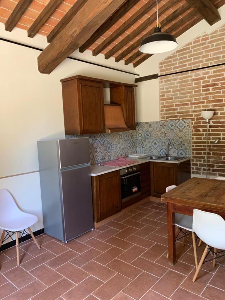 Agriturismo Diffuso Monte Oliveto Maggiore Chiusure ภายนอก รูปภาพ